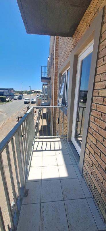To Let 2 Bedroom Property for Rent in Strand Western Cape